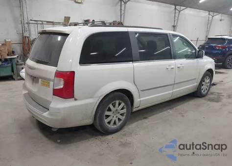 2014 Chrysler Town & Country Touring from USA, damaged, VIN 2C4RC1BG6ER195579
